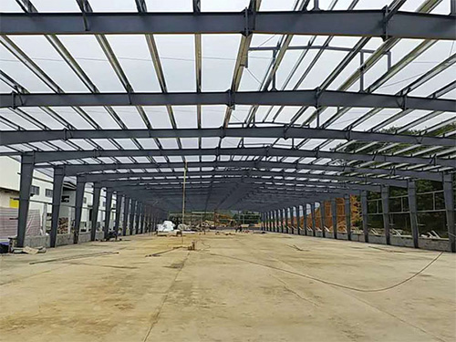 东莞钢结构厂房彩板及檩条施工安装方案